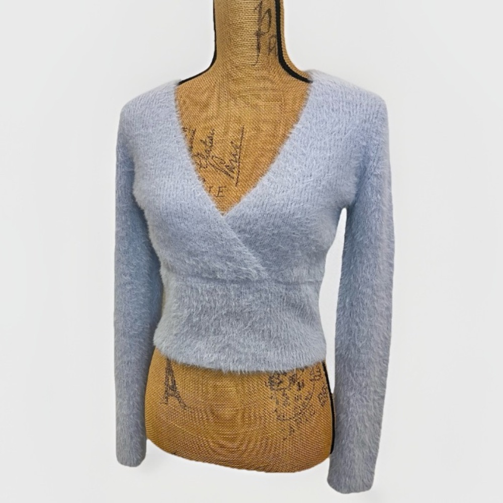 Pink Rose V-Neck Fuzzy Sweater Light Blue Size Medium RUNS SMALL